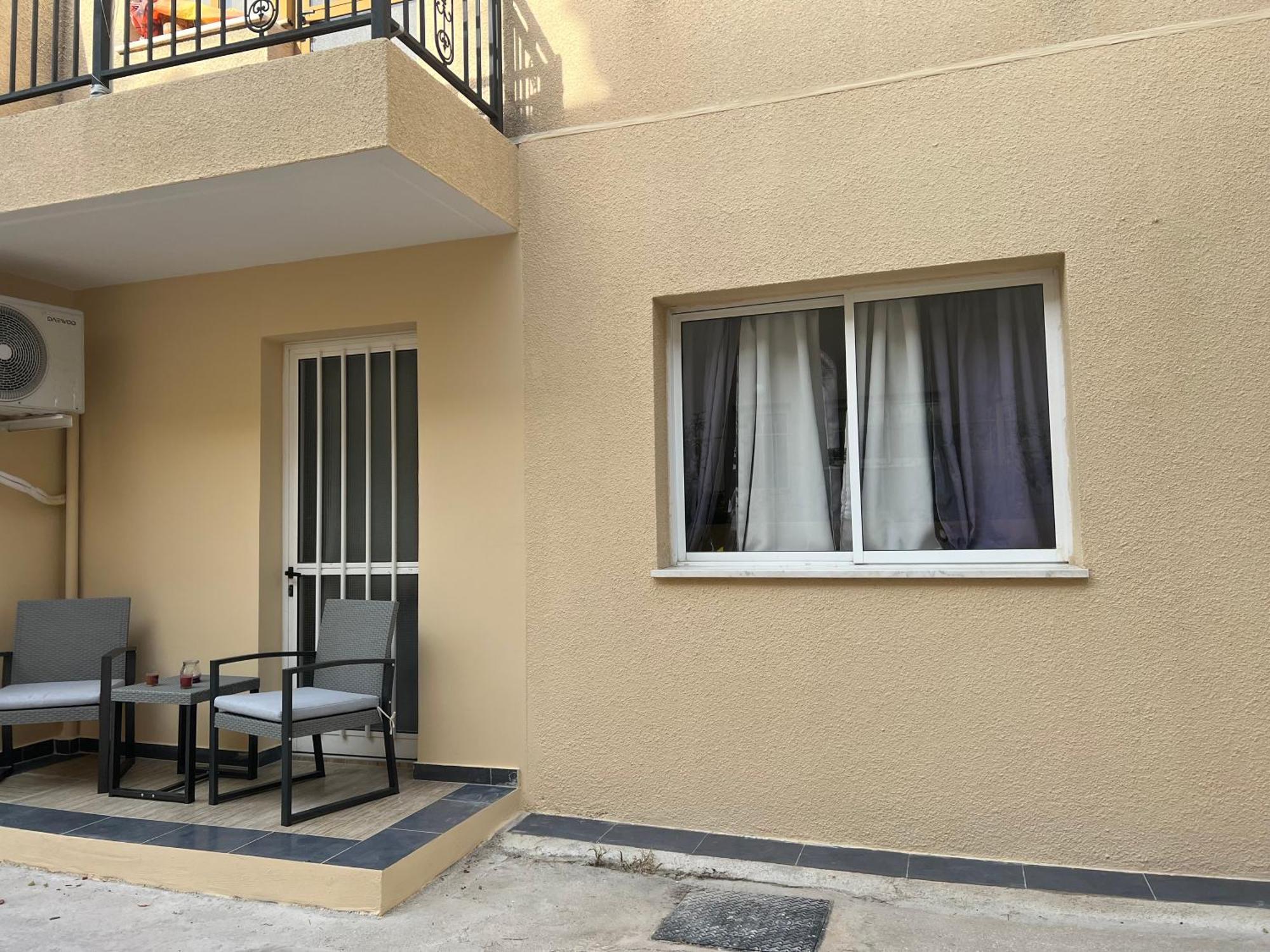 Charalambous Apartment Paphos Eksteriør billede