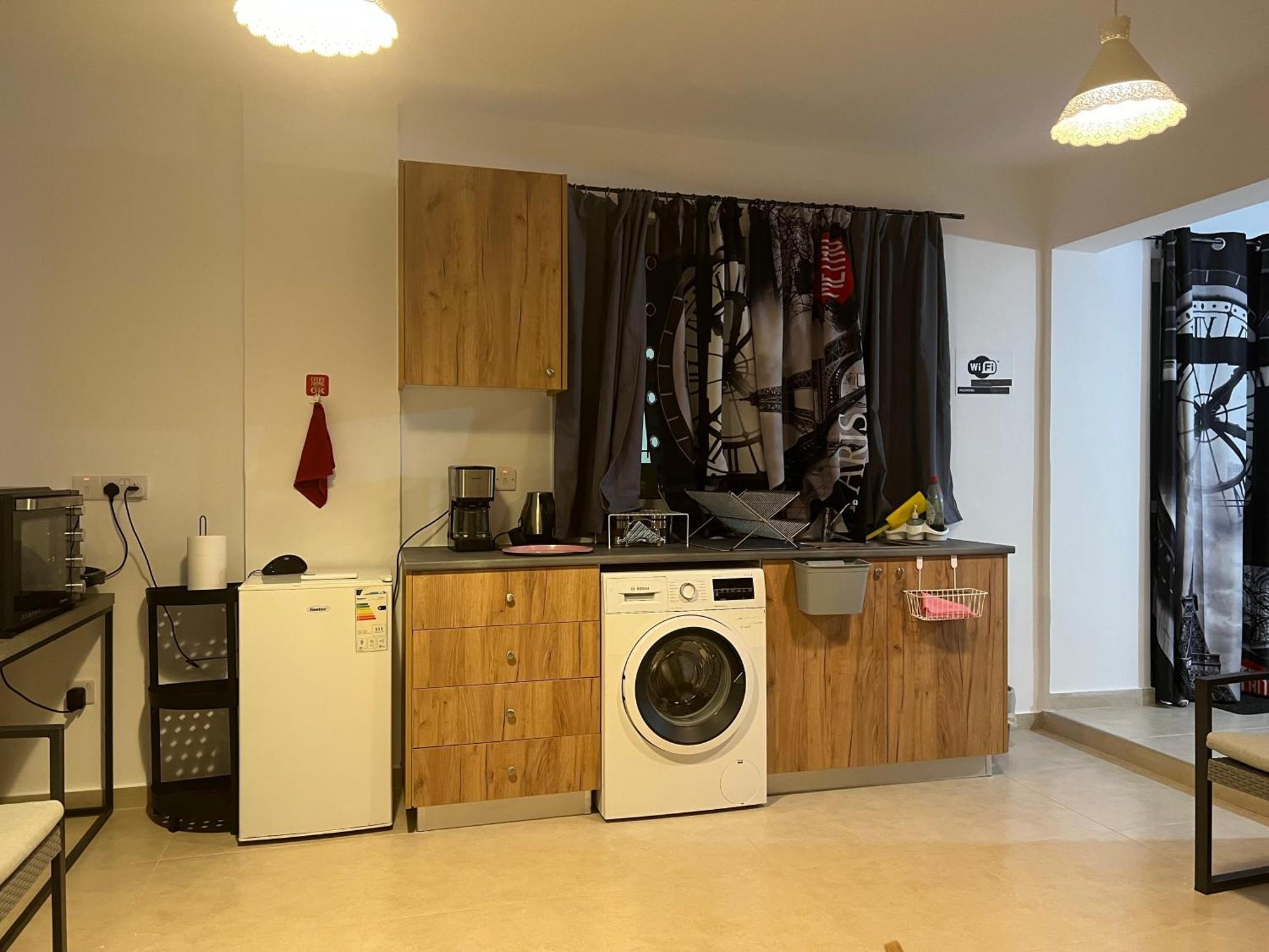 Charalambous Apartment Paphos Eksteriør billede