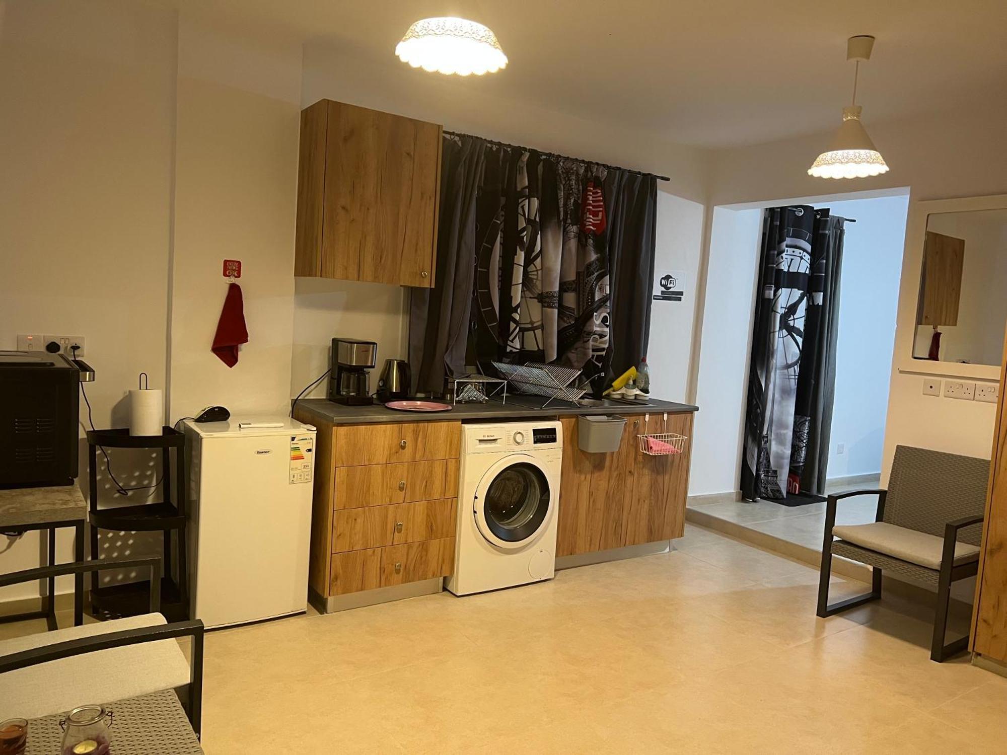 Charalambous Apartment Paphos Eksteriør billede