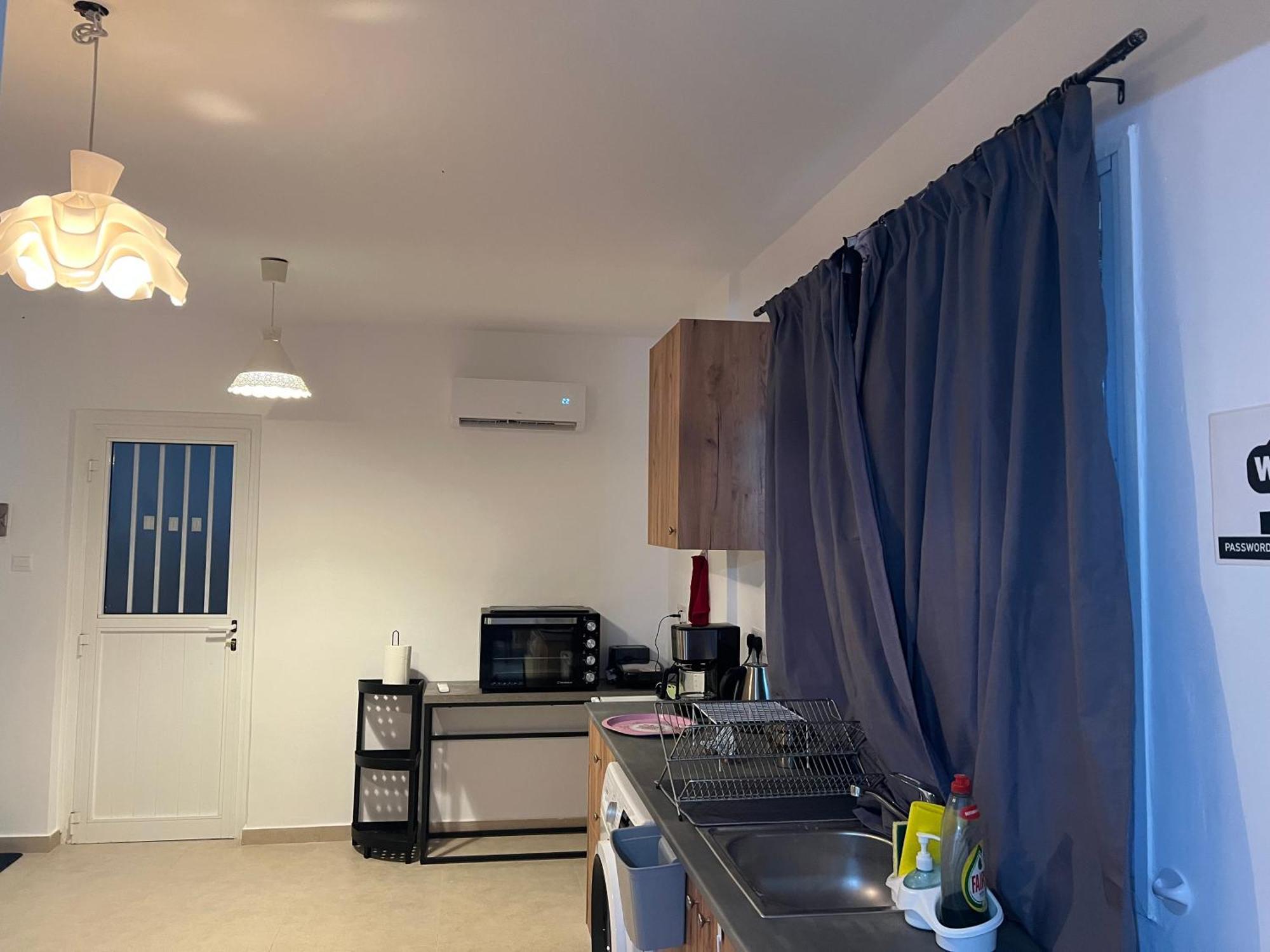 Charalambous Apartment Paphos Eksteriør billede