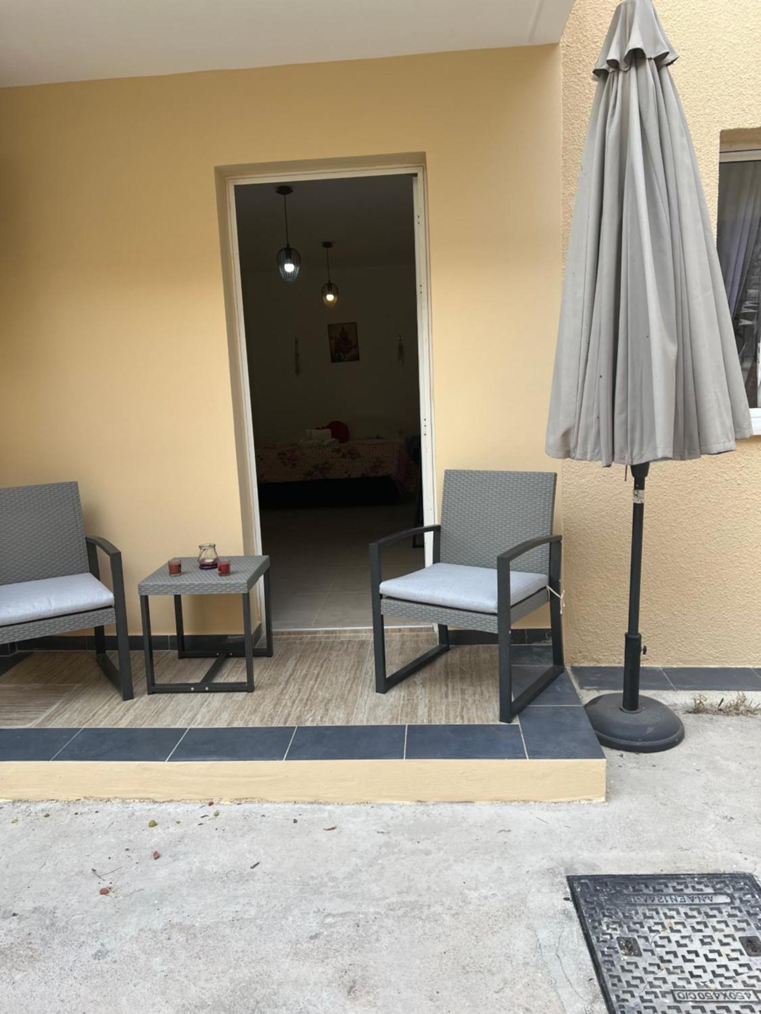 Charalambous Apartment Paphos Eksteriør billede