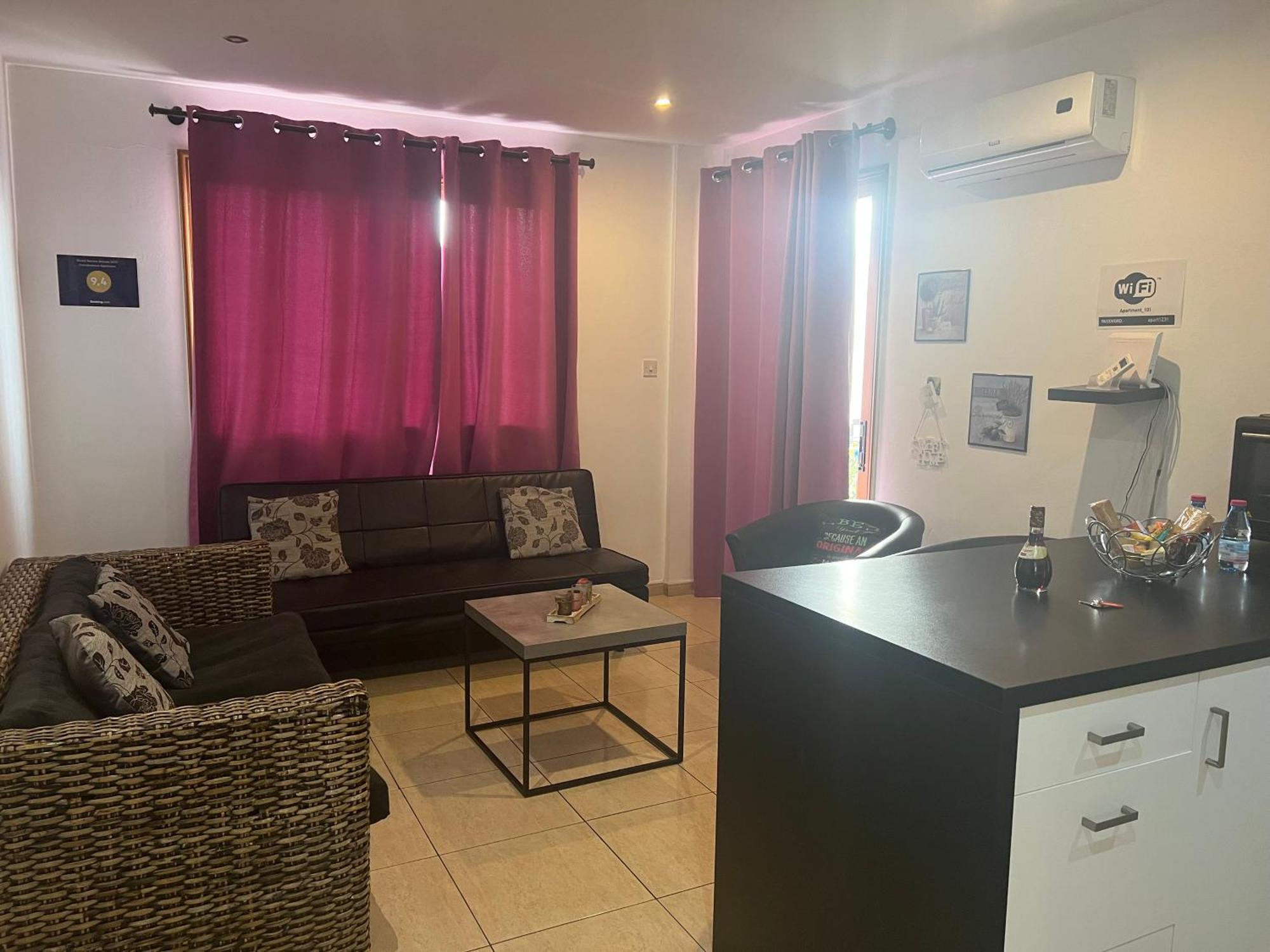 Charalambous Apartment Paphos Eksteriør billede