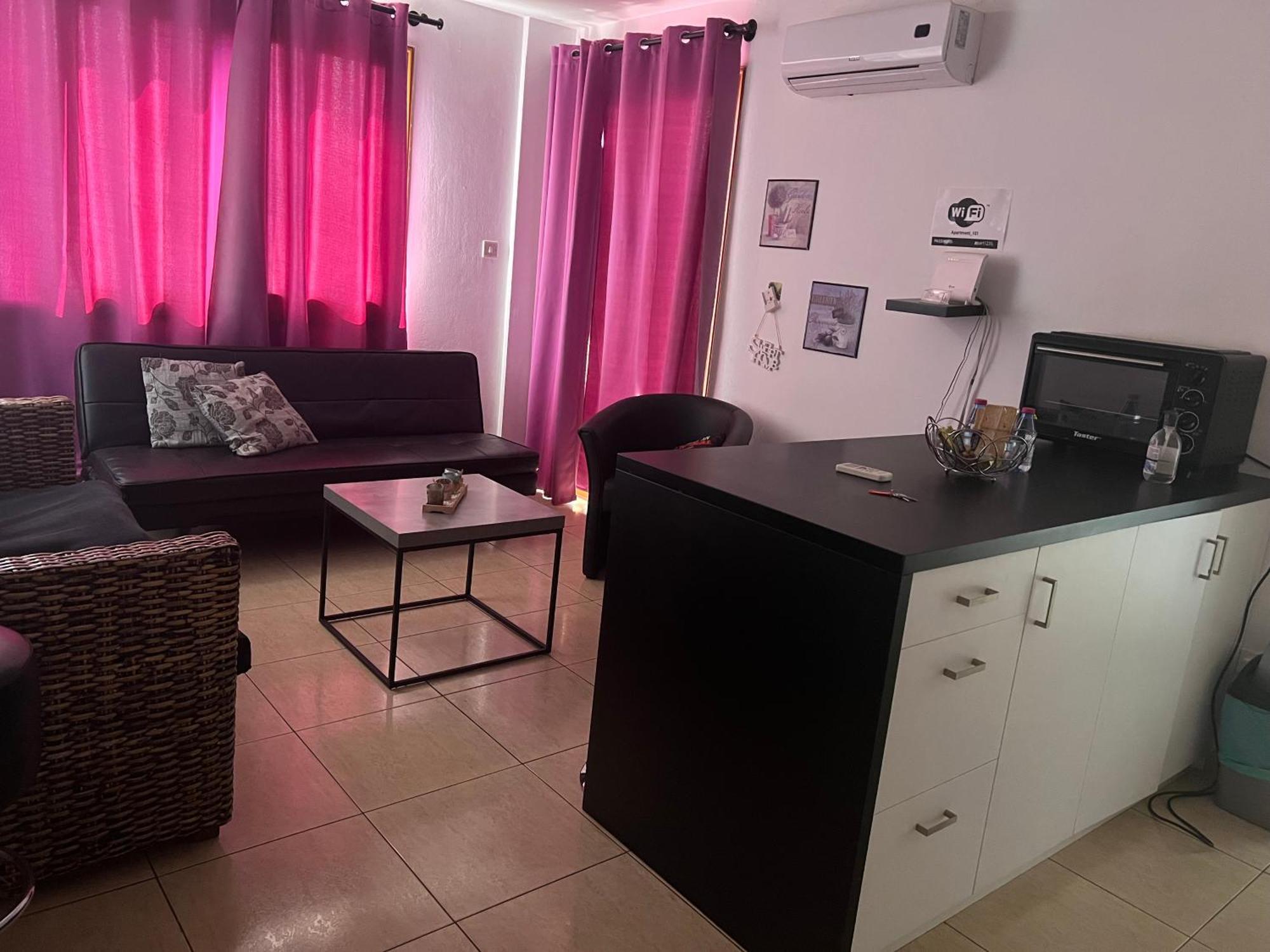 Charalambous Apartment Paphos Eksteriør billede